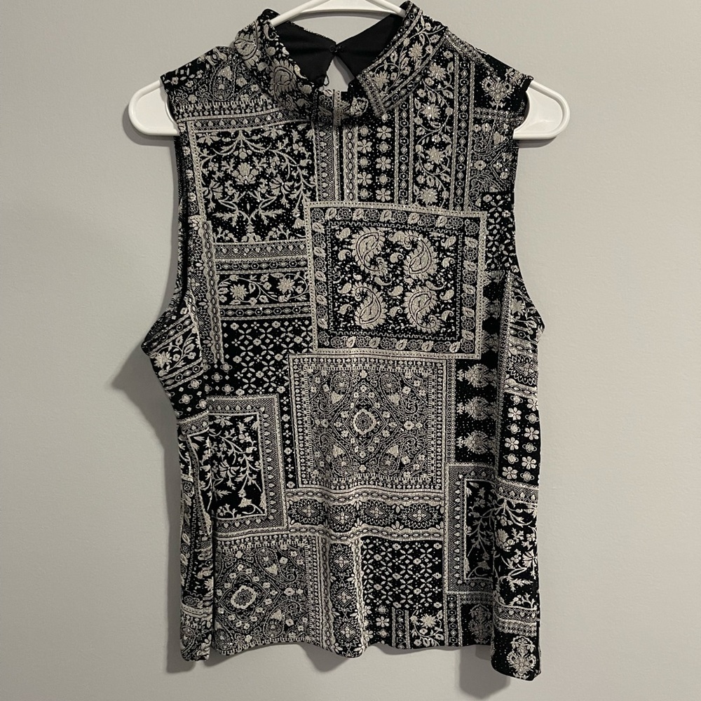 Women’s tank top xscape by Joanna chan size large flaw